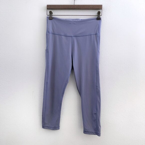 ATHLETA Ultimate Stash Pocket Capri Size Medium - Picture 2 of 10